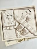 سرویس حوله 4 تکه گایه ببه Gaye Bebe طرح زرافه کرم