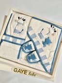 سرویس حوله 4 تکه گایه ببه Gaye Bebe طرح زرافه آبی